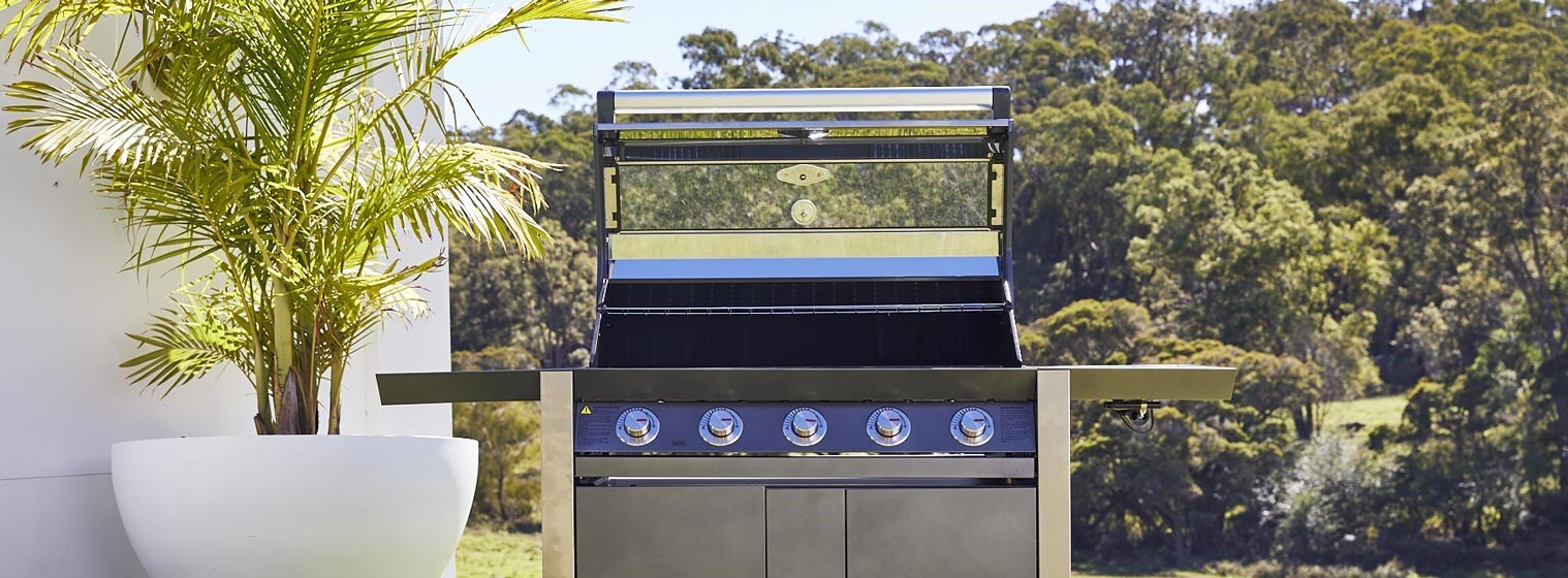 Expert Guide to Designing Your Dream Al Fresco Outdoor Kitchen 