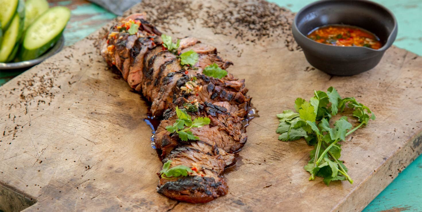 Crying tiger sauce with steak