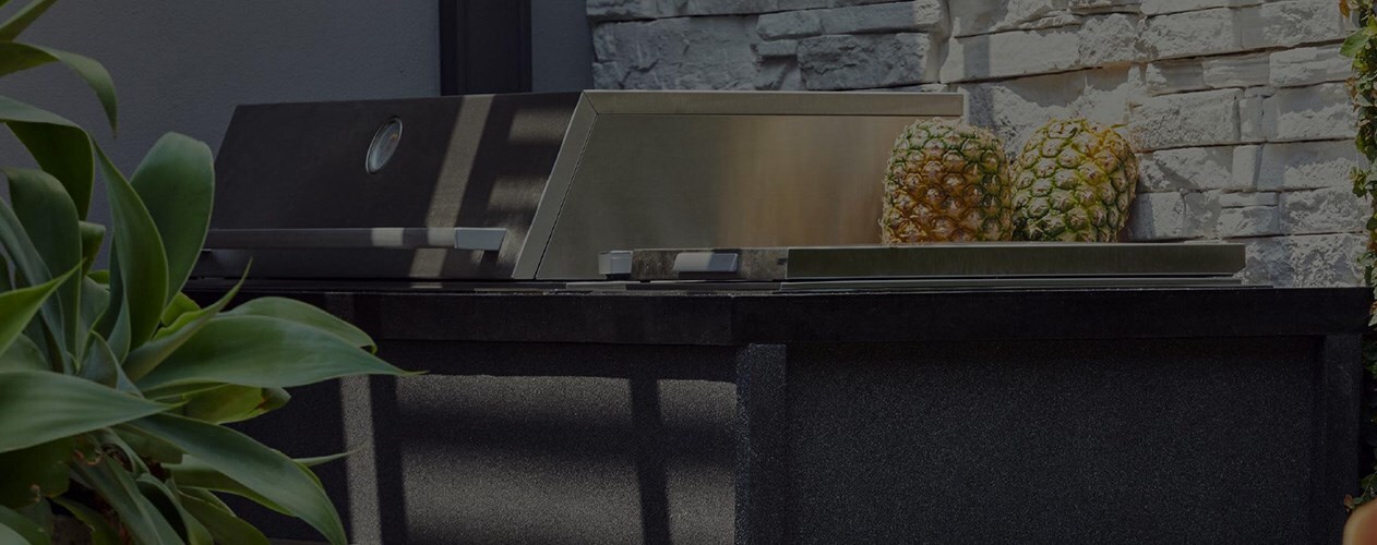 Outdoor BBQ Kitchens
