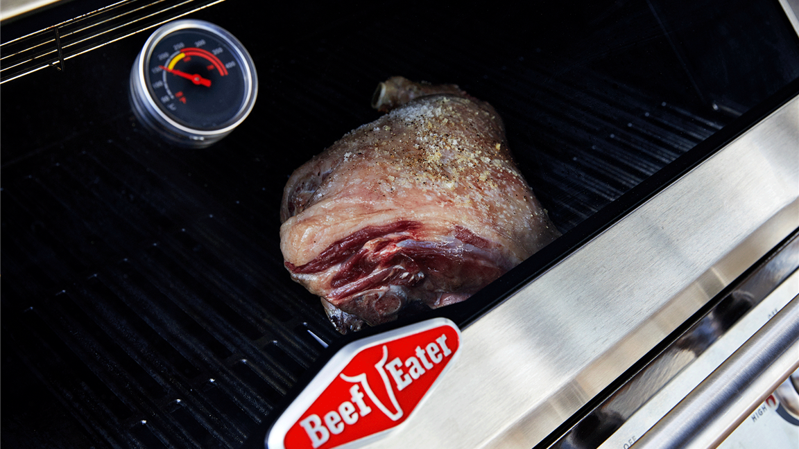 Check the meat, whilst retaining heat.